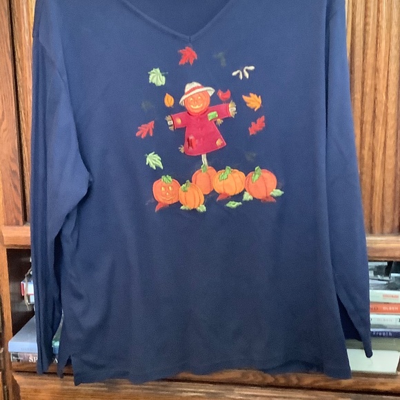 Fall/Halloween Theme Top - Picture 4 of 4